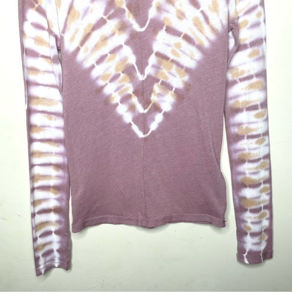 Free People Psychedelic Tie‎ Dye Moody Blossom Turtleneck Tee - Picture 8 of 14